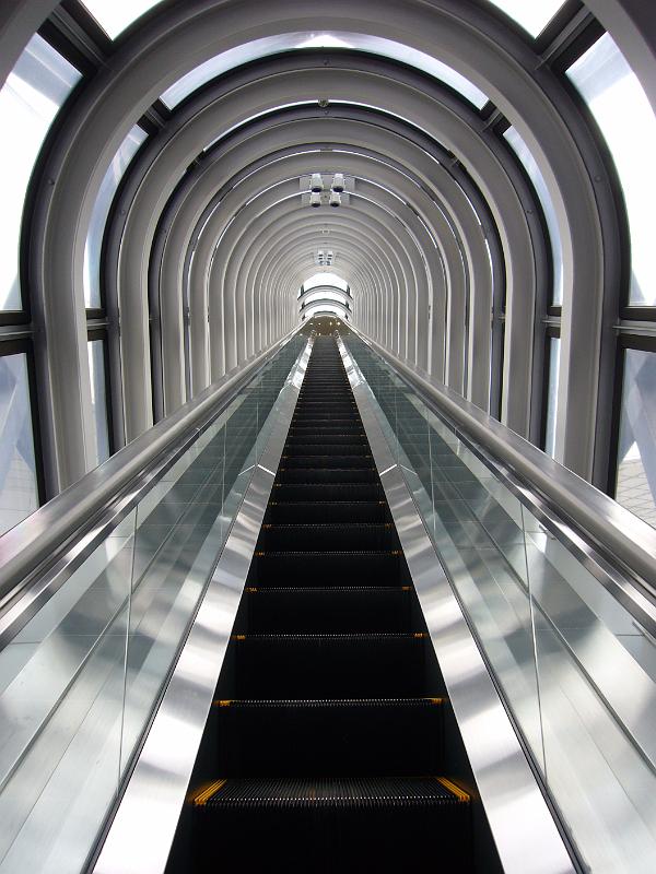 foto_20081110_1107_02.jpg - [de]So sehen die Rolltreppen von innen aus.[en]Interior view of the escalator.