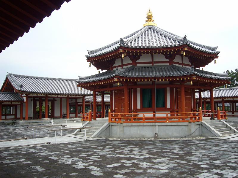 foto_20081111_1515_01.jpg - [de]Und der Pavillion aus dem Innenhof.[en]The same pavillion from a different angle.