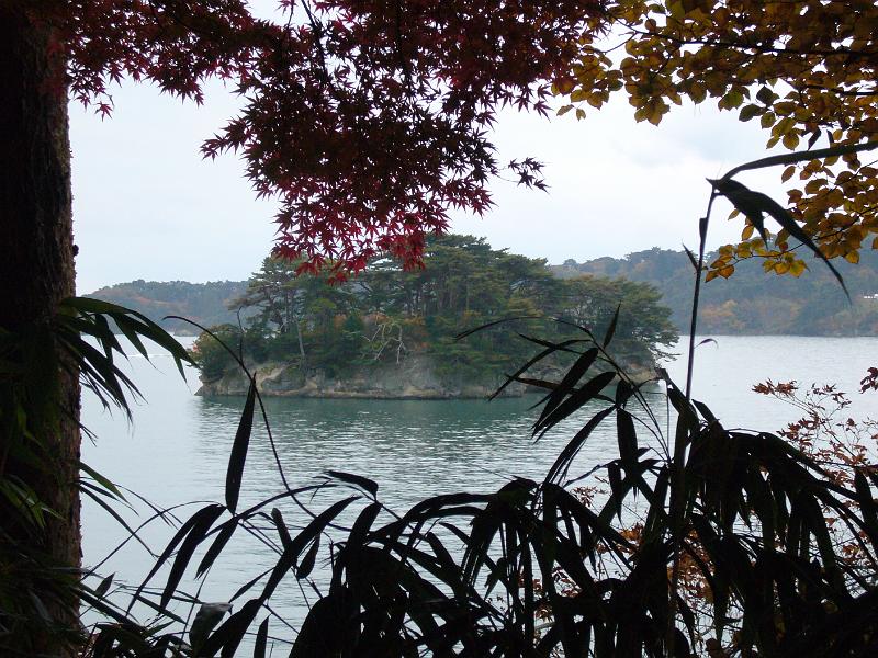 foto_20081115_1610_03.jpg - [de]Zum Beispiel auf kleinere vorgelagerte Inseln.[en]For example to the smaller neighbouring islands.