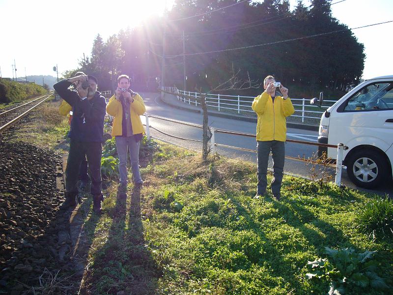 foto_20081121_1443_02.jpg - [de]Wenn sie dann auch noch den Fotoapparat rausholen?[en]And then they even get their cameras ready...